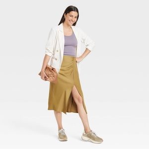 BNWT satin midi skirt